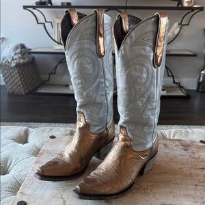 Lane Elegant Gold and Silver Western Boots Women’s 7